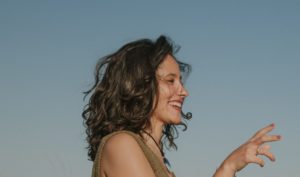 Larissa de Moura, working for a world without borders